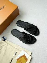 Picture of Louis Vuitton Slippers _SKULVsz38-45hnx06131486